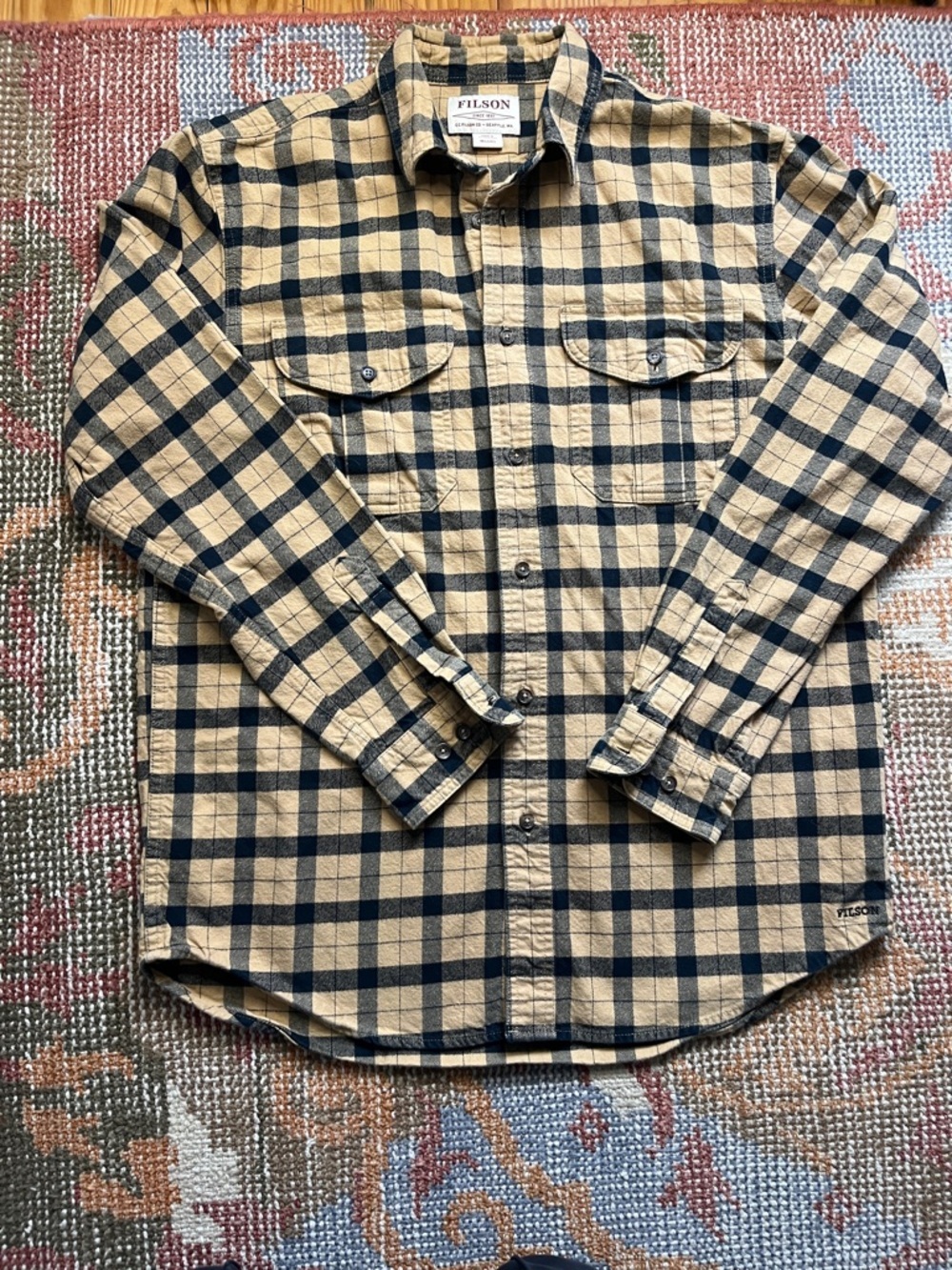 Filson Men’s M Long Heavyweight Flannel Shirt Carmel & Black Plaid Size M Long